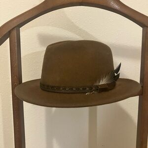 Men's Classic Brown Fedora with Feather Accent
